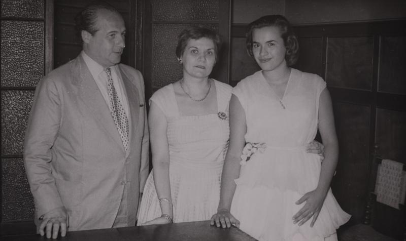 [Actuació de la deixeble Maria Dolors Nolla al Foment Vilanoví]