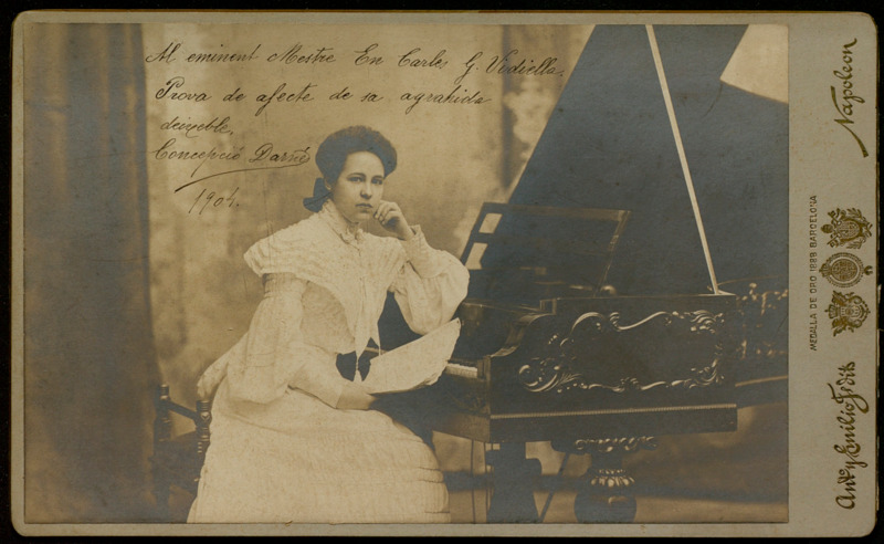 Retrat dedicat de Concepció Darné