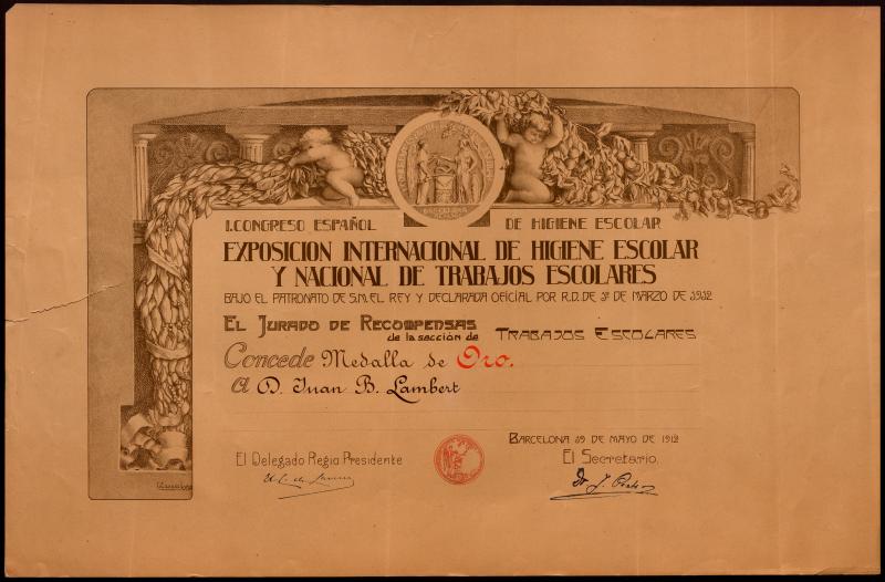 Diploma Exposición Internacional de Higiene Escolar y Nacional de Trabajos Escolares. 1o Congreso Español de Higiene Escolar celebrat a Barcelona.